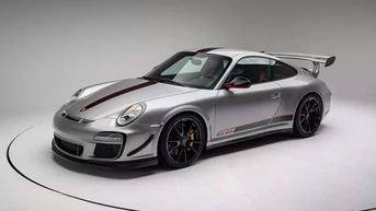 Porsche 911 GT3 RS 4.0 chạy chán 14 năm bán hơn 60 tỷ đồng