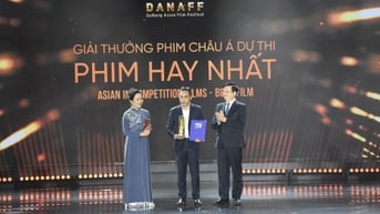 Phim Kyrgyzstan 'Giao dịch miền biên giới' và 'Chị dâu' của Việt Nam giành giải phim hay nhất