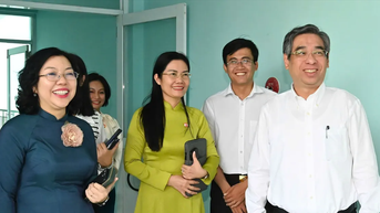 Đồng chí Nguyễn Phước Lộc khảo sát phường Hòa Hưng sau một tuần vận hành mô hình chính quyền địa phương 2 cấp