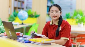 Hà Tiểu Linh và hành trình chinh phục 10 trường đại học danh tiếng Hoa Kỳ