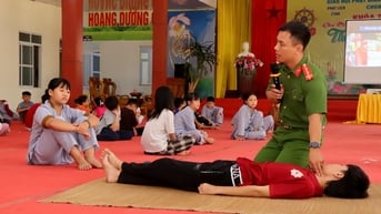 Tuyên truyền, thực hành kỹ năng chữa cháy và cứu nạn, cứu hộ