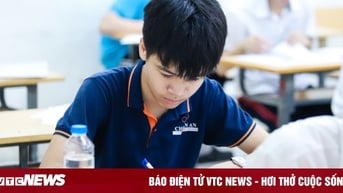 Đề Vật lý tốt nghiệp 2025 có 2 đáp án đúng