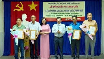 Trao 28 giải Cuộc vận động sáng tác, quảng bá tác phẩm văn học nghệ thuật kỷ niệm 50 năm giải phóng miền Nam, thống nhất đất nước