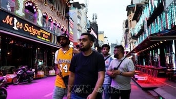 Du lịch Việt Nam: Để kinh tế đêm thêm 'tỏa sáng'