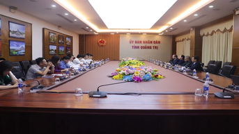 Phó Chủ tịch UBND tỉnh Lê Đức Tiến làm việc với Tập đoàn SCAVI