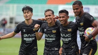 Bóng đá Indonesia thay đổi sốc, “bóp nghẹt” cầu thủ bản địa