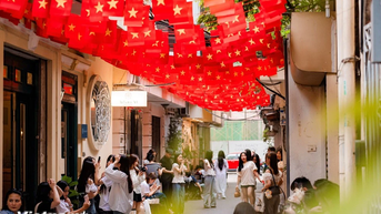 តើ​មាន​សកម្មភាព​អ្វី​ខ្លះ​ដើម្បី​អបអរសាទរ​ខួប​លើក​ទី ៨០ នៃ​បដិវត្តន៍​ខែសីហា និង​ទិវា​ជាតិ​ថ្ងៃ​ទី ២ ខែ​កញ្ញា?