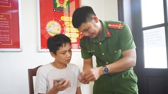 Công an Đà Nẵng nỗ lực cấp căn cước cho người dân sau sáp nhập