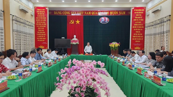 Phó Bí thư Thường trực Tỉnh ủy Nguyễn Long Hải kiểm tra tình hình hoạt động mô hình chính quyền địa phương 2 cấp