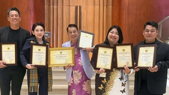 ដំណាក់កាល Truong Hung Minh បានទទួលជ័យលាភីដ៏ធំនៅមហោស្រព "ទាហានប៉ូលីសប្រជាជន"
