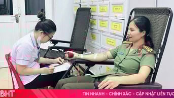 4 cán bộ, chiến sỹ Công an Hà Tĩnh kịp thời hiến máu giúp cụ bà 92 tuổi qua cơn nguy kịch