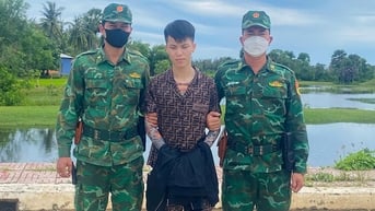 Phát hiện đối tượng truy nã khi tiếp nhận công dân Việt Nam từ Campuchia trao trả