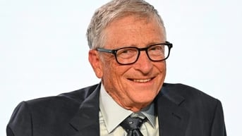 Bill Gates rớt top 10 tỷ phú giàu nhất hành tinh: Mất tiền nhưng được gì?