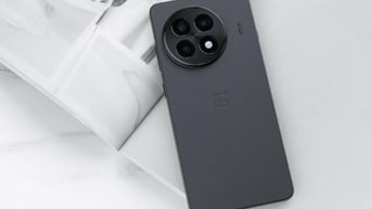Smartphone pin 7.000 mAh lên ngôi trong cuộc đua dung lượng