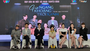 Phuong Oanh ត្រលប់មកវិញបន្ទាប់ពី 4 ឆ្នាំជាមួយ "ខ្យល់ឆ្លងកាត់មេឃពណ៌ខៀវ"