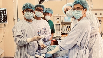 ការជំនួសជង្គង់ 'ពិសេស' សម្រាប់កុមារដែលមានជំងឺមហារីកឆ្អឹង រក្សាជើង 'ឱ្យមានសុខភាពល្អ'