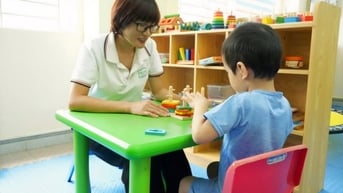 Giáo dục hòa nhập cho trẻ em có hoàn cảnh đặc biệt