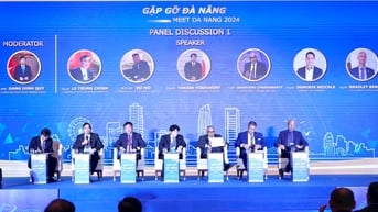 CHÀO MỪNG ĐẠI HỘI ĐẠI BIỂU ĐẢNG BỘ UBND THÀNH PHỐ ĐÀ NẴNG LẦN THỨ I (NHIỆM KỲ 2025 - 2030):Phát triển gắn với hội nhập