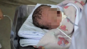 Cứu hai trẻ sinh rớt, vừa chào đời đã ngưng tim, ngưng thở