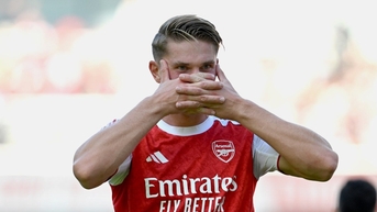 Bùng nổ cùng Arsenal, Viktor Gyokeres gửi cảnh báo lớn đến MU