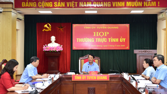 Tập trung lãnh đạo hoàn thành đại hội Đảng bộ xã