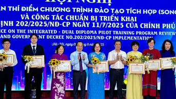 Hà Nội sẽ tiếp tục triển khai chương trình song bằng ở các trường công lập