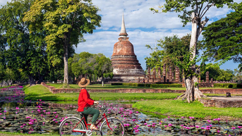 Sống chậm ở cố đô Sukhothai – Viên ngọc lãng mạn nhất miền Bắc Thái Lan