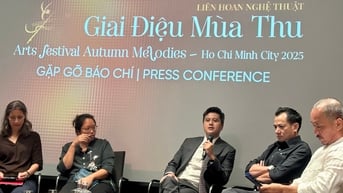 Bữa tiệc nghệ thuật hàn lâm tại liên hoan Giai điệu mùa thu