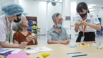 Điểm chuẩn nhóm ngành sức khỏe những năm gần đây thay đổi ra sao?
