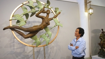 조각가 응우옌 황 안과 전시회 '바람의 말'
