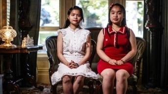 Chị em 'thần đồng' gốc Việt: 13 tuổi vào đại học, nay là tiến sĩ an ninh mạng