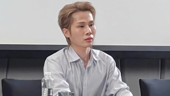 잭의 엔터테인먼트 회사가 8억 9,300만 VND의 세금을 부과한다는 결정을 받았습니까?