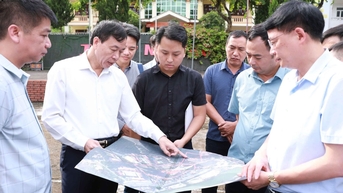 Kiểm tra công tác chuẩn bị tổ chức Lễ khởi công Dự án đầu tư xây dựng Trường Phổ thông Nội trú Tiểu học và Trung học cơ sở Phong Thổ
