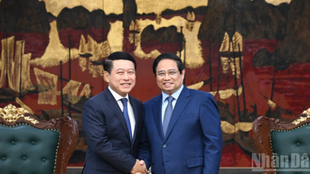 Việt Nam sẵn sàng trao đổi kinh nghiệm về cải cách, tái cơ cấu doanh nghiệp Nhà nước với Lào