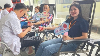 692 đơn vị máu được hiến tại Ngày hội hiến máu tình nguyện khu công nghiệp Thăng Long II