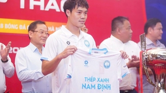 ង្វៀន វ៉ាន់តូន របួស និងអវត្តមានពីការប្រកួតយូរ។