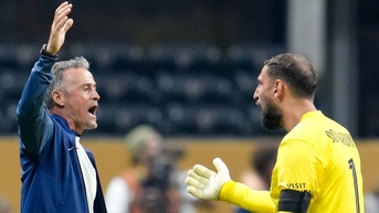 Donnarumma mắng PSG, Luis Enrique nói lý do đuổi người hùng Cúp C1