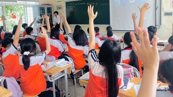 다양한 정책적 요인으로 인해 교육 산업의 벤치마크 점수가 급격히 증가할 것으로 예상됩니다.