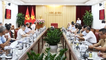 សន្និសីទផ្សព្វផ្សាយ និងស្វែងយល់ឱ្យបានហ្មត់ចត់នូវលទ្ធផលនៃសន្និសីទលើកទី១២ នៃគណៈកម្មាធិការមជ្ឈិមបក្សលើកទី១៣