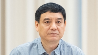Cơ quan Quốc hội đề nghị nghiên cứu có bộ sách giáo khoa dùng chung, từng bước miễn phí cho học sinh