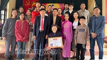 “Bí quyết” giữ gìn nếp nhà trong gia đình tứ đại đồng đường