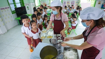 អាហារូបត្ថម្ភរបស់សាលា ដែលជាគន្លឹះក្នុងការលើកកំពស់កម្ពស់របស់ប្រជាជនវៀតណាម