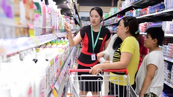 Satramart giảm giá ‘khủng’ gần 1.000 mặt hàng đón năm học mới