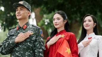 Thiếu úy cảnh vệ sánh vai cùng với top 3 Hoa hậu Việt Nam