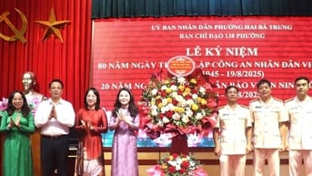 Phường Hai Bà Trưng kỷ niệm 80 năm Ngày truyền thống Công an nhân dân Việt Nam
