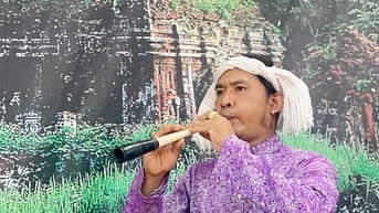 Nửa thế kỷ dựng lại hình hài Mỹ Sơn: Tiếng kèn saranai ở thánh địa ngàn năm