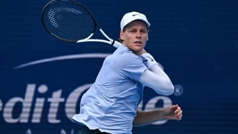 Sinner nối dài mạch chiến thắng, tiến vào bán kết Cincinnati Open