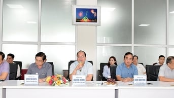 Cà Mau tháo gỡ vướng mắc, đẩy nhanh tiến độ dự án điện khí LNG