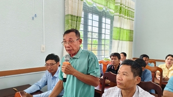 Cử tri xã Cát Tiên 2 mong muốn quy hoạch các mỏ đất để người dân đổ nền