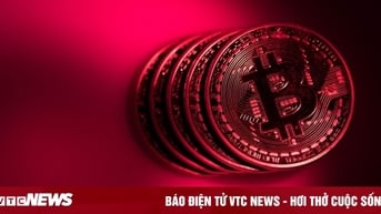 Bitcoin bất ngờ lao dốc sau khi phá đỉnh lịch sử
